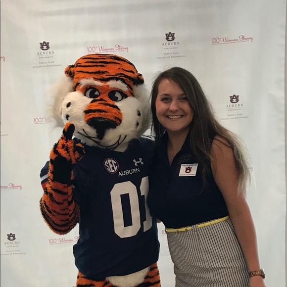 Meet your Posher, Avalon - Picture 1 of 1